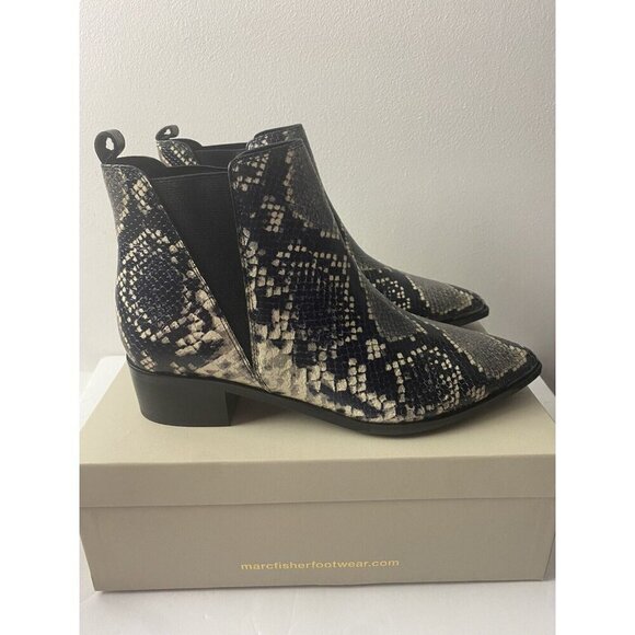 Marc Fisher Ltd Black White Snake Print Yale Chelsea Booties Boots Sz 8 NEW $199 - Picture 9 of 11